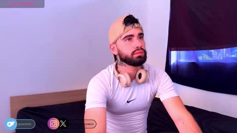 Snapshot of zack_sullivan22 chatting on October 11, 9:35 pm zack_sullivan22 online show from October 11, 9:35 pm