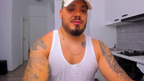 Snapshot of zackconnorsx chatting on July 23, 7:39 am Zack online show from July 23, 7:39 am
