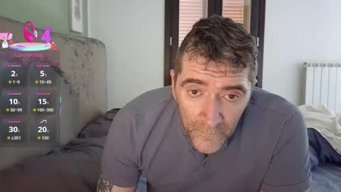 Snapshot of zackhot31 chatting on May 6, 11:37 am Ivan online show from May 6, 11:37 am