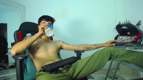 zack online show from December 9, 11:45 pm