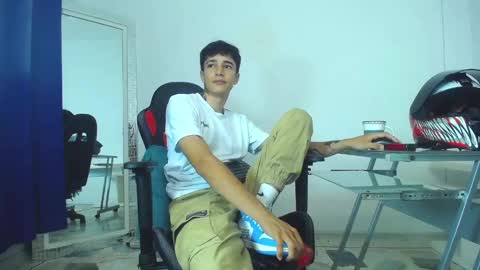 zack online show from January 7, 12:03 am