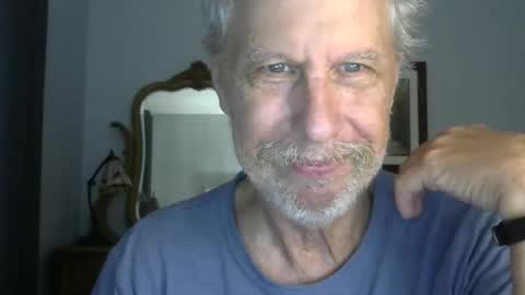 Snapshot of zackupaani chatting on June 8, 11:16 pm Why online show from June 8, 11:16 pm