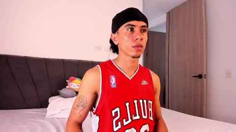 zadders_yb online show from January 10, 10:03 pm