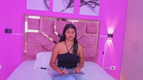Snapshot of zafira_brown chatting on June 16, 3:09 am Zafira brown online show from June 16, 3:09 am