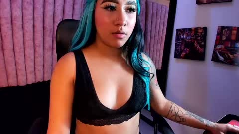 Snapshot of zafira_star chatting on May 28, 9:01 pm Zafira Star online show from May 28, 9:01 pm