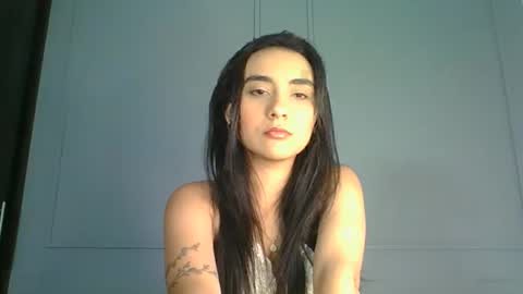 Snapshot of zafiramontiel_ chatting on February 2, 10:08 pm Zafira online show from February 2, 10:08 pm