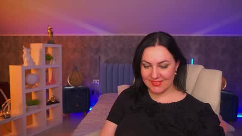 Zafiramoonn online show from May 2, 1:32 am