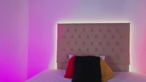 Snapshot of zafiro__brown chatting on November 12, 11:54 am Zafiro Brown online show from November 12, 11:54 am