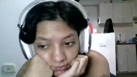 Snapshot of zafiro_rubi chatting on May 14, 7:42 pm Zafiro online show from May 14, 7:42 pm