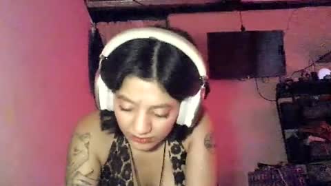 Snapshot of zafiro_rubi chatting on July 28, 3:21 pm Zafiro online show from July 28, 3:21 pm