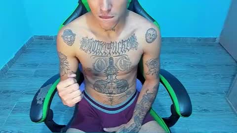 BiG Zafiro online show from February 13, 11:39 am