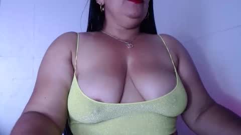 Zahi ... wants to play with everyone...yessss online show from May 19, 3:07 pm