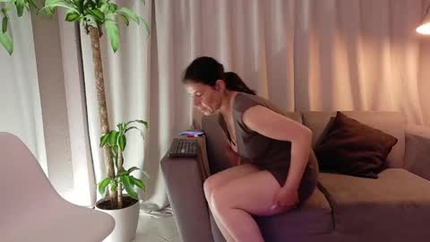 Snapshot of zahramilf chatting on October 20, 4:02 am zahramilf online show from October 20, 4:02 am