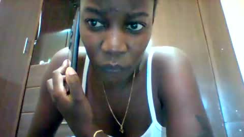 Snapshot of zainxxxx chatting on May 15, 10:22 am zainxxxx online show from May 15, 10:22 am