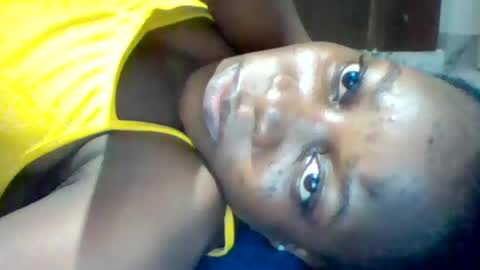 Snapshot of zainxxxx chatting on June 23, 8:29 pm zainxxxx online show from June 23, 8:29 pm
