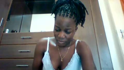 Snapshot of zainxxxx chatting on July 1, 8:16 am zainxxxx online show from July 1, 8:16 am