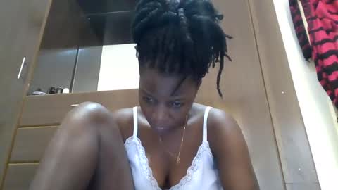 Snapshot of zainxxxx chatting on July 21, 9:22 am zainxxxx online show from July 21, 9:22 am