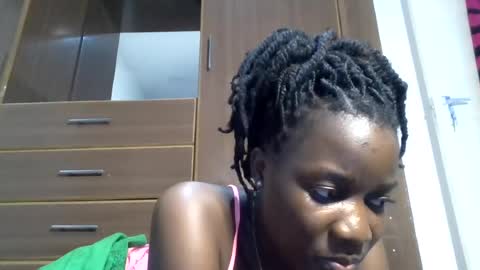 Snapshot of zainxxxx chatting on July 28, 5:01 pm zainxxxx online show from July 28, 5:01 pm