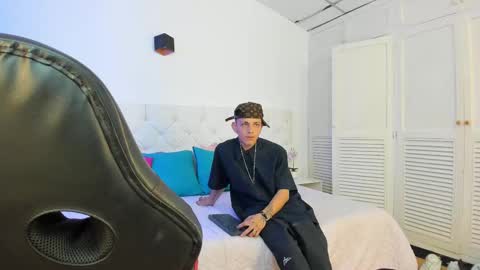 Zaira Angel online show from October 30, 3:19 am