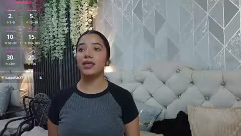 Snapshot of zaira_bonny chatting on August 5, 6:11 pm Zaira Bonny online show from August 5, 6:11 pm