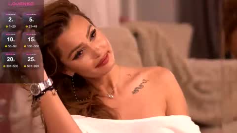 Zaira online show from January 17, 5:23 am