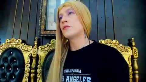 Snapshot of zalir_666 chatting on June 18, 2:34 am Megan online show from June 18, 2:34 am
