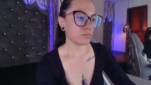   online show from November 12, 8:30 pm