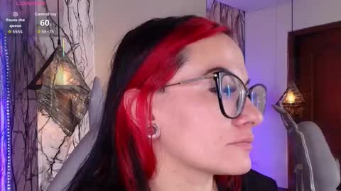   online show from March 1, 5:26 pm