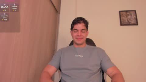 Snapshot of zamir_scott chatting on May 19, 11:44 pm zamir online show from May 19, 11:44 pm