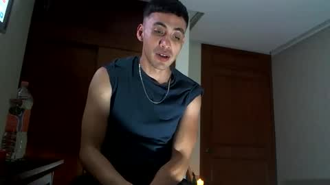 zamiruriel69 online show from November 28, 5:32 am