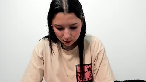 zammii69 online show from November 19, 9:26 pm