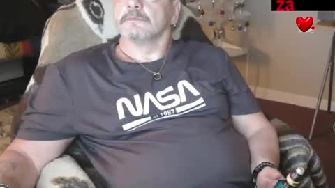 zander007 online show from November 12, 5:02 pm