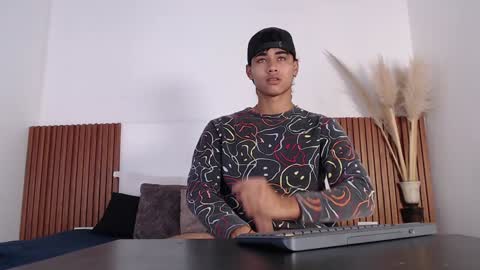 Zander online show from January 20, 1:21 pm