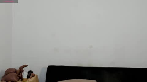 Snapshot of zane_lux chatting on November 30, 2:21 pm Zane Lux online show from November 30, 2:21 pm