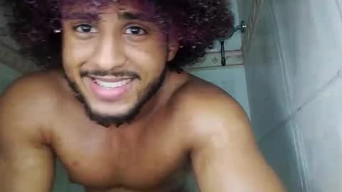 Snapshot of zane_lux chatting on May 9, 1:33 am Zane Lux online show from May 9, 1:33 am