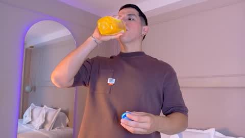 Zane Dawson online show from November 11, 3:17 am