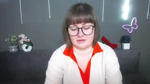 zannadreil online show from April 29, 6:25 pm