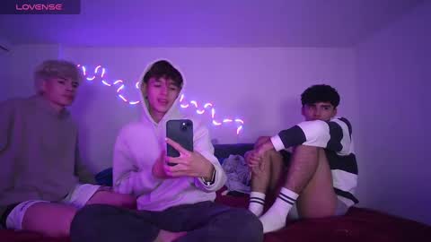 Tiiago Mallz online show from December 29, 7:39 am