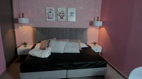 Zara Sweet  online show from May 28, 3:09 pm