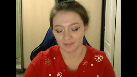 Snapshot of zara_golden chatting on January 8, 1:41 pm chaturcum online show from January 8, 1:41 pm