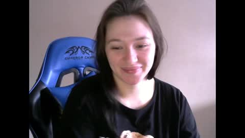 Snapshot of zara_golden chatting on January 25, 6:23 am chaturcum online show from January 25, 6:23 am