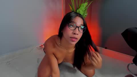 Zara online show from February 24, 2:48 pm