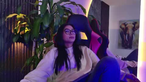 zara_lim online show from June 5, 1:34 am