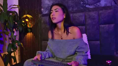zara_lim online show from June 6, 2:27 am