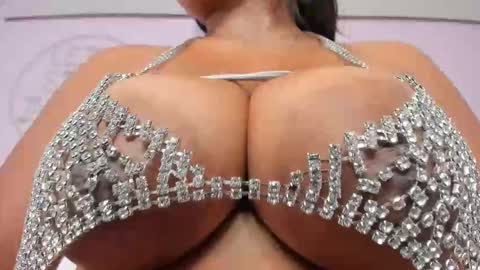 zara lopez online show from November 22, 7:35 pm