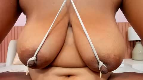 zara lopez online show from December 20, 7:43 pm