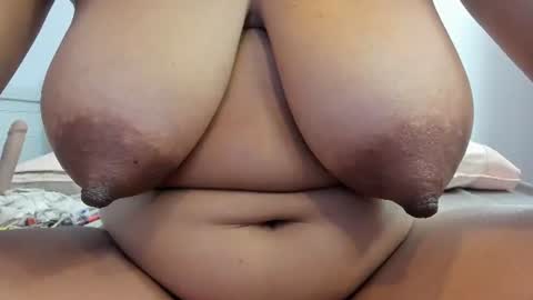 Snapshot of zara_lopez chatting on July 22, 7:16 pm zara lopez online show from July 22, 7:16 pm
