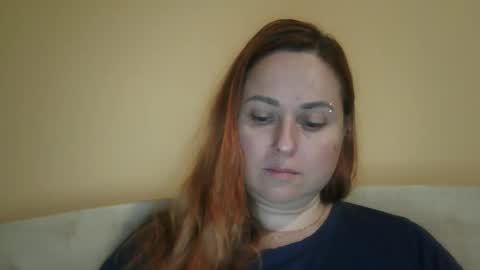 Snapshot of zara_red chatting on May 6, 1:27 pm Kate. if im not here im here foxy red333 online show from May 6, 1:27 pm