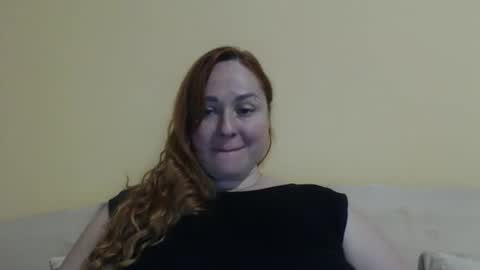 Snapshot of zara_red chatting on May 27, 9:50 am Kate. if im not here im here foxy red333 online show from May 27, 9:50 am