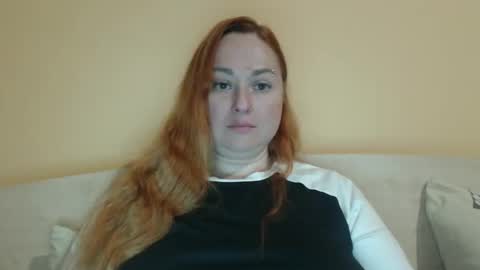 Snapshot of zara_red chatting on May 30, 8:44 am Kate. if im not here im here foxy red333 online show from May 30, 8:44 am